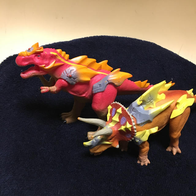 恐竜（セガ）ティラノサウルス＆トリケラトプス　ソフビフィギュア３体セット