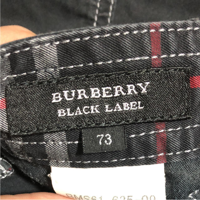 BURBERRY BLACK LABEL(バーバリーブラックレーベル)のBurberry black label ハーフパンツ ブラック メンズのパンツ(ショートパンツ)の商品写真