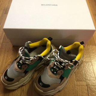 バレンシアガ(Balenciaga)のBALENCIAGA triples イエロー グリーン (スニーカー)