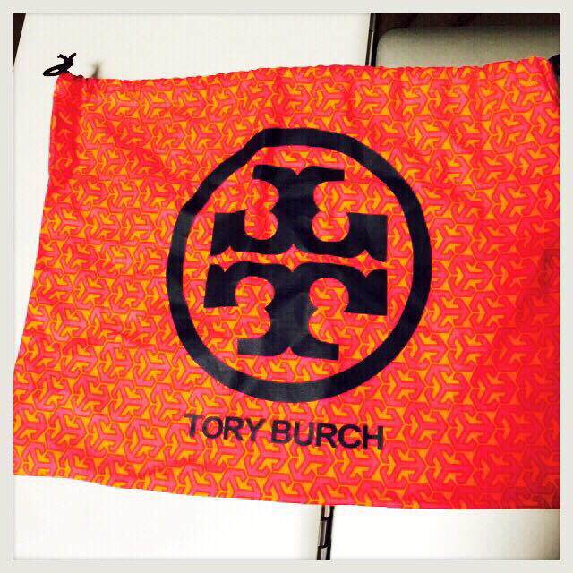 Tory Burch(トリーバーチ)のトリーバーチ♡レザークラッチバッグ レディースのバッグ(クラッチバッグ)の商品写真