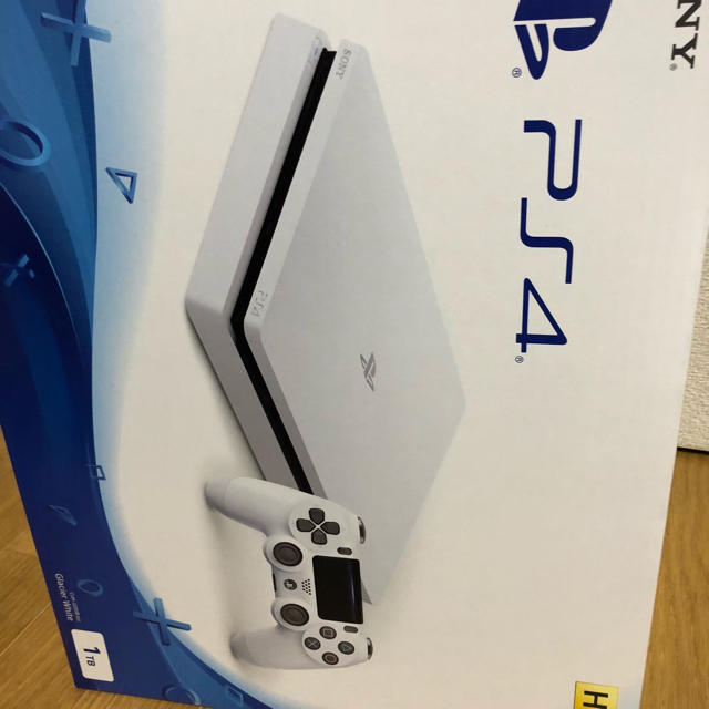 PlayStation®4 1TB 新品未開封 White  クーポン付