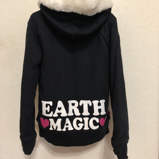 EARTHMAGIC(アースマジック)のEARTH MAGIC  パーカー キッズ/ベビー/マタニティのキッズ服女の子用(90cm~)(ジャケット/上着)の商品写真