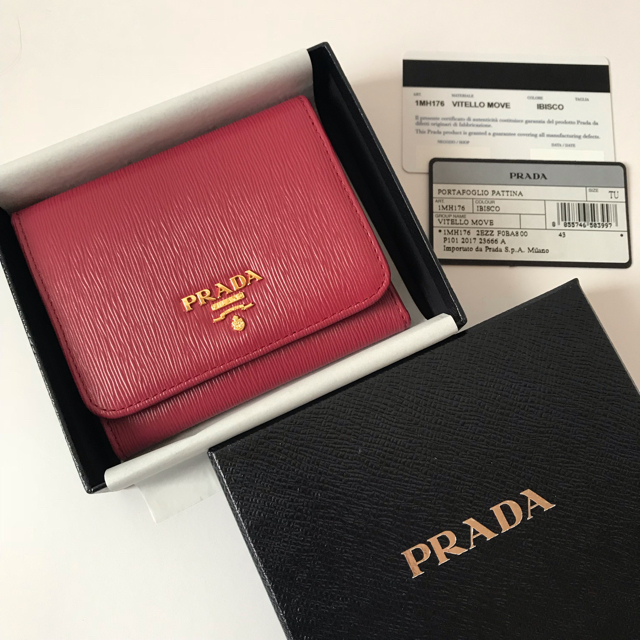 【新品未使用】PRADA プラダ 折り財布★ピンク系