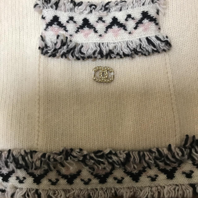 CHANEL(シャネル)のmomika様専用 レディースのトップス(アンサンブル)の商品写真