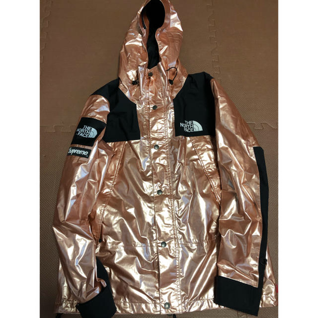 supreme north face rose gold sizeS 1