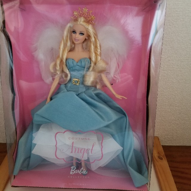 Barbie(バービー)のクチュールエンジェルピンクラベルコレクターバービー人形

 キッズ/ベビー/マタニティのおもちゃ(ぬいぐるみ/人形)の商品写真