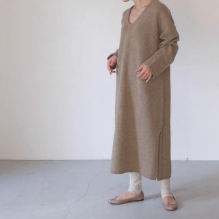 ドゥーズィエムクラス(DEUXIEME CLASSE)のargue lambs wool v neck ワンピース ドレス 美品(ロングワンピース/マキシワンピース)