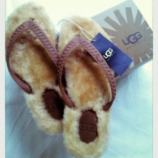 アグ(UGG)のＵＧＧ ムートンサンダル(サンダル)