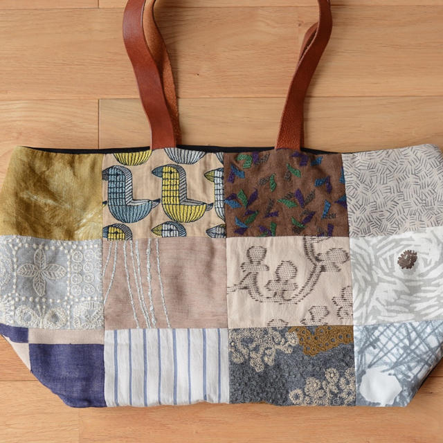 mina perhonen(ミナペルホネン)のミナペルホネン piece bag ピースバッグ レディースのバッグ(トートバッグ)の商品写真