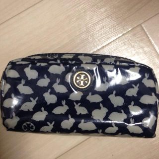 トリーバーチ(Tory Burch)のトリーバーチ うさぎ柄ポーチ(ポーチ)