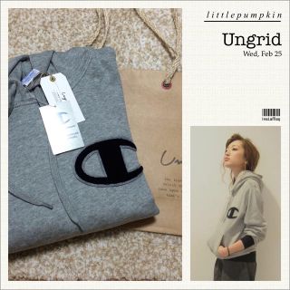 アングリッド(Ungrid)のchampionワッペンパーカー(パーカー)