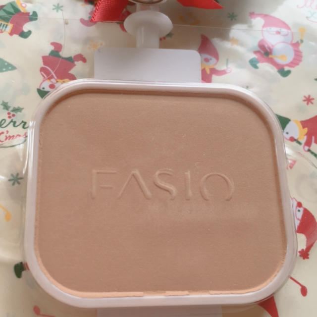 Fasio(ファシオ)のファシオ ファンデーション コスメ/美容のベースメイク/化粧品(ファンデーション)の商品写真