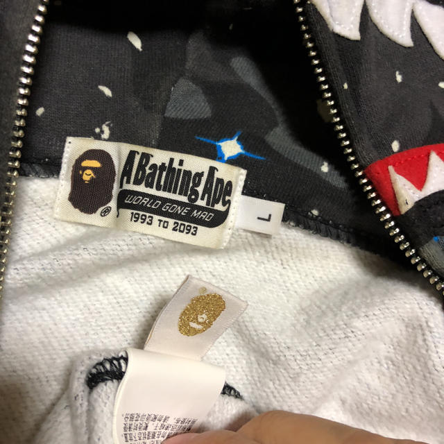 A BATHING APE(アベイシングエイプ)のBAPE ape space camo スペースカモ パーカー シャークパーカー メンズのトップス(パーカー)の商品写真