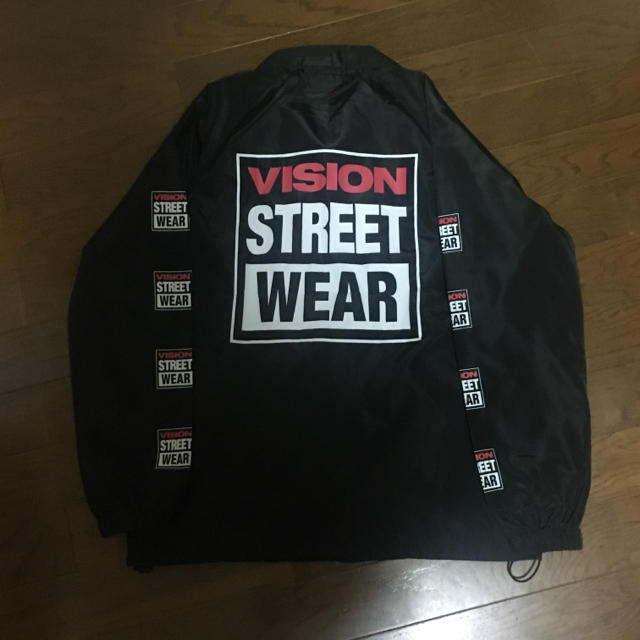 VISION STREET WEAR(ヴィジョン ストリート ウェア)のVISION・コーチジャケット。 レディースのジャケット/アウター(ナイロンジャケット)の商品写真