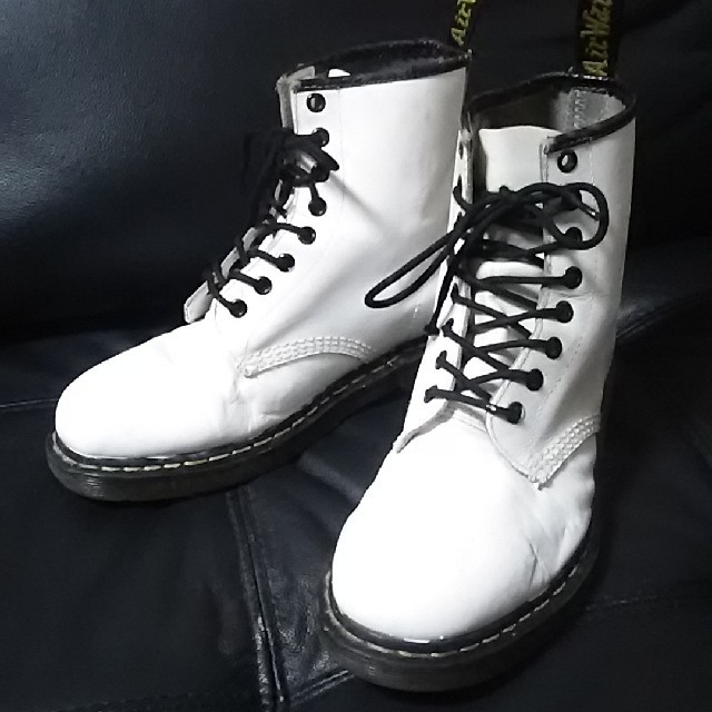 Dr.Martens(ドクターマーチン)の
希少ホワイト!ドクターマーチン高級8ホールブーツ人気王道モデル！白


 メンズの靴/シューズ(ブーツ)の商品写真