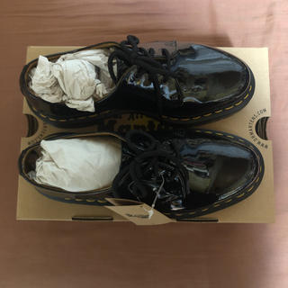 ドクターマーチン(Dr.Martens)の【新品未使用】ドクターマーチン  3ホール エナメル23.0cm(ローファー/革靴)