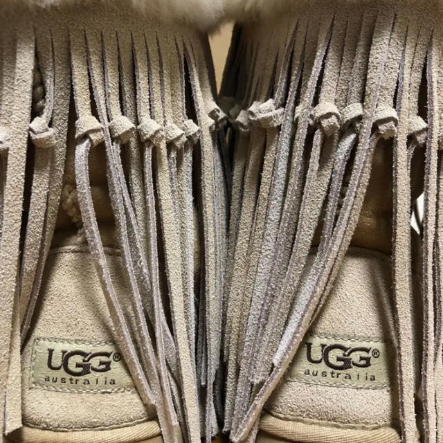 UGG(アグ)のugg☆ＵＧＧ☆フリンジブーツ☆ブーツ キッズ/ベビー/マタニティのキッズ靴/シューズ(15cm~)(ブーツ)の商品写真
