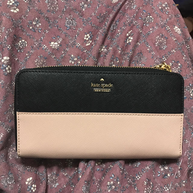 kate spade new york(ケイトスペードニューヨーク)のケイトスペード   長財布 レディースのファッション小物(財布)の商品写真