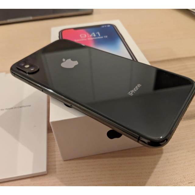 iPhone X 64GB SIMフリー 北米版