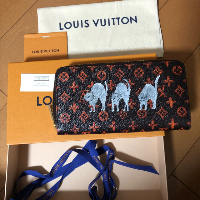 クーポン対象外】 LOUIS 猫 ジッピーウォレット ともりん☆ルイ クーポン対象外】 LOUIS 猫 ジッピーウォレット ともりん☆ルイ