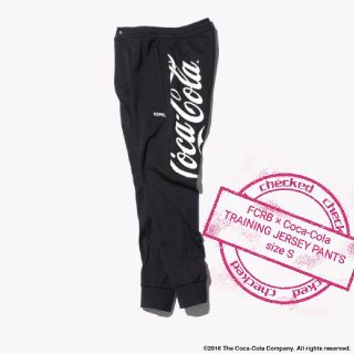 エフシーアールビー(F.C.R.B.)の【サイズS】FCRB × コカコーラ TRAINING JERSEY PANTS(サルエルパンツ)