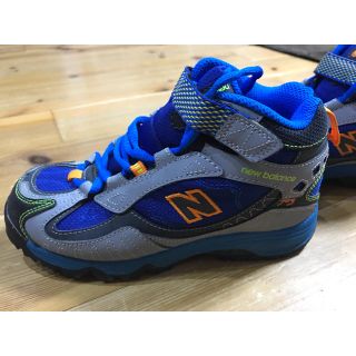 ニューバランス(New Balance)のフレッシュさん専用new balance / KV703H  登山靴20cm (登山用品)