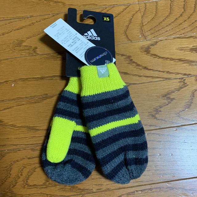 adidas(アディダス)の新品 アディダス 手袋 キッズ/ベビー/マタニティのこども用ファッション小物(手袋)の商品写真