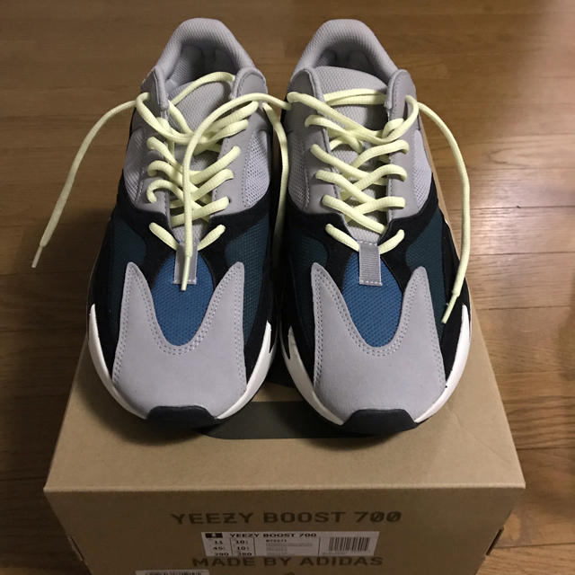 YEEZY BOOST 700 サイズ29