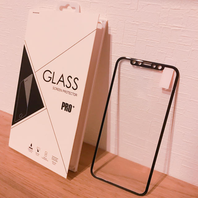 iPhone(アイフォーン)のiPhone X 強化ガラス 保護フィルム ブラック ソフトカーボンエッジ n2 スマホ/家電/カメラのスマホアクセサリー(保護フィルム)の商品写真