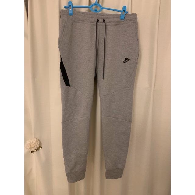 NIKE - 【はなはな】NIKE テック フリース ジョガーパンツ XL（グレー＆黒）