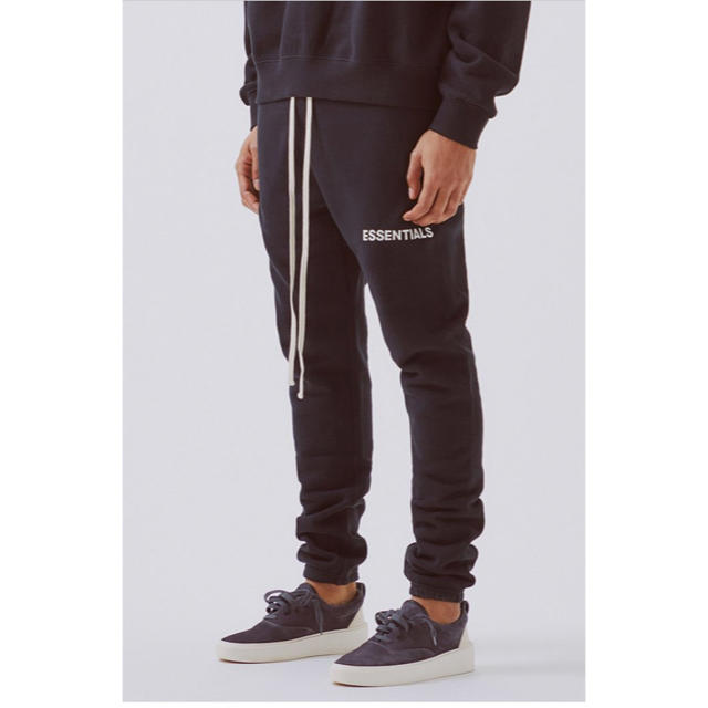 FEAR OF GOD(フィアオブゴッド)のessentials sweatpants S メンズのトップス(スウェット)の商品写真