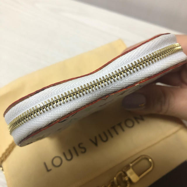 LOUIS VUITTON(ルイヴィトン)の最終値下げ‼️ルイヴィトン マルチカラー ハート コインケース レディースのファッション小物(コインケース)の商品写真