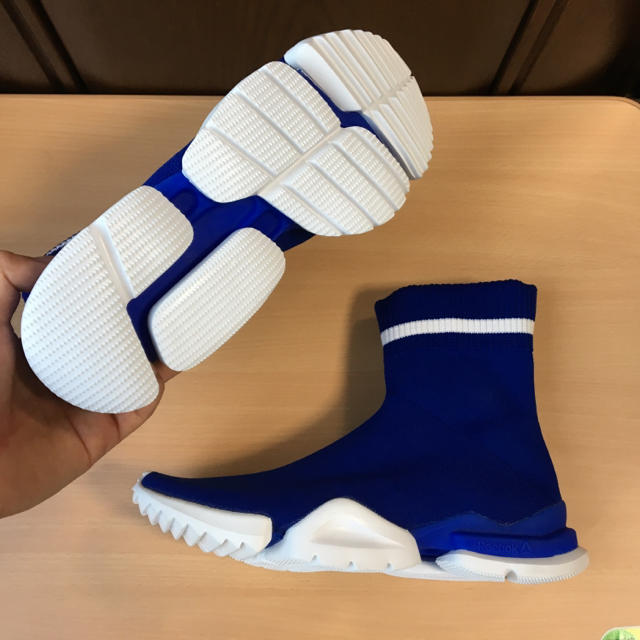 Reebok(リーボック)のReebok sock run r メンズの靴/シューズ(スニーカー)の商品写真