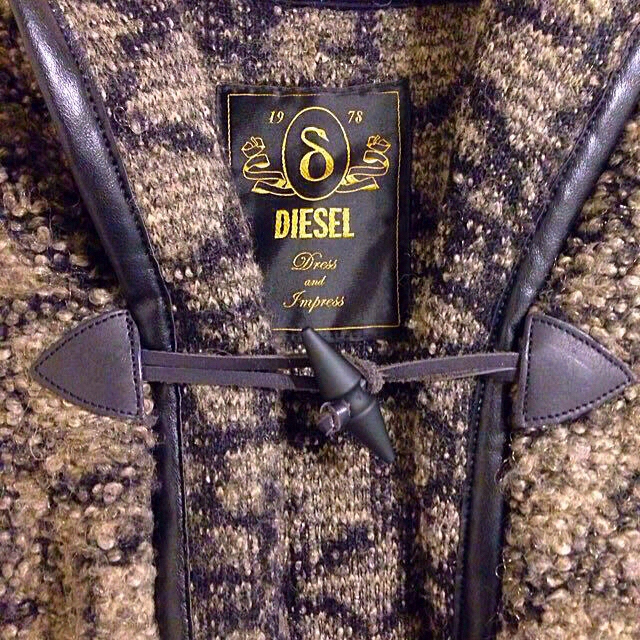 DIESEL(ディーゼル)のDIESEL ポンチョ レザー レディースのジャケット/アウター(ポンチョ)の商品写真