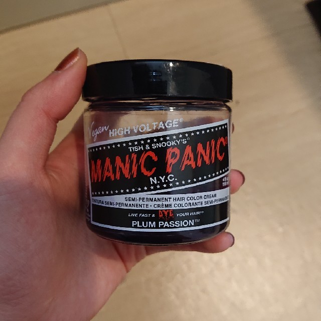 マニックパニック プラムパッション コスメ/美容のヘアケア/スタイリング(カラーリング剤)の商品写真