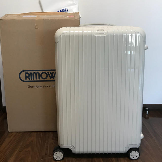 RIMOWA(リモワ)のAZ様【美品・別注】RIMOWA 87L サルサ エクリュ  メンズのバッグ(トラベルバッグ/スーツケース)の商品写真