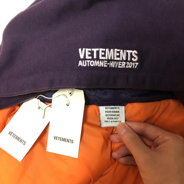 Balenciaga(バレンシアガ)のかほ様専用 12月23日まで vetements  メンズのジャケット/アウター(ダウンジャケット)の商品写真