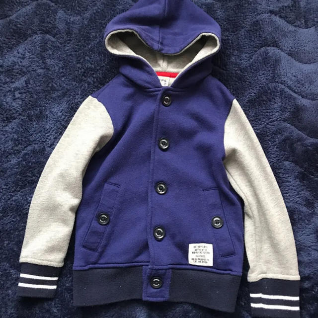 MPS(エムピーエス)のMPS*スタジャン風スウェットパーカー*110 キッズ/ベビー/マタニティのキッズ服男の子用(90cm~)(ジャケット/上着)の商品写真