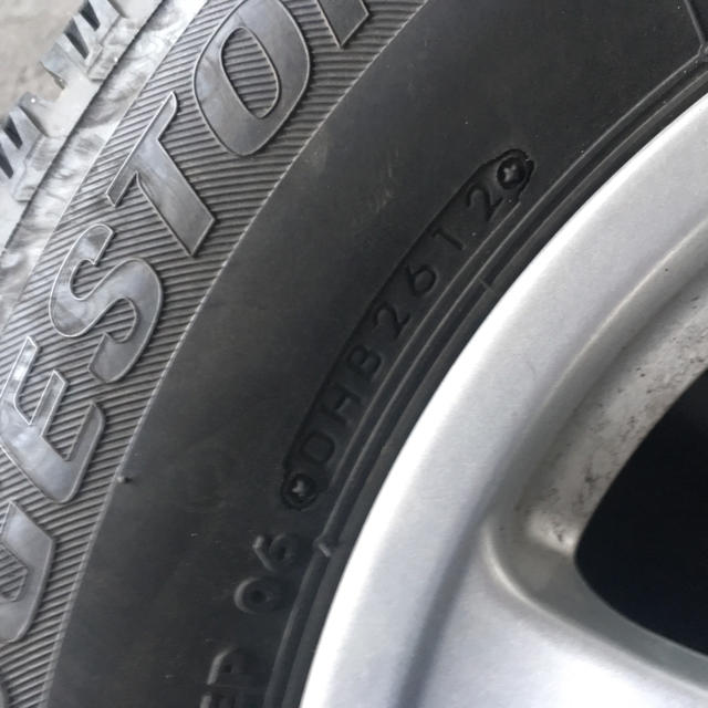 アルミ付きスタッドセット185/65r14 シエンタ