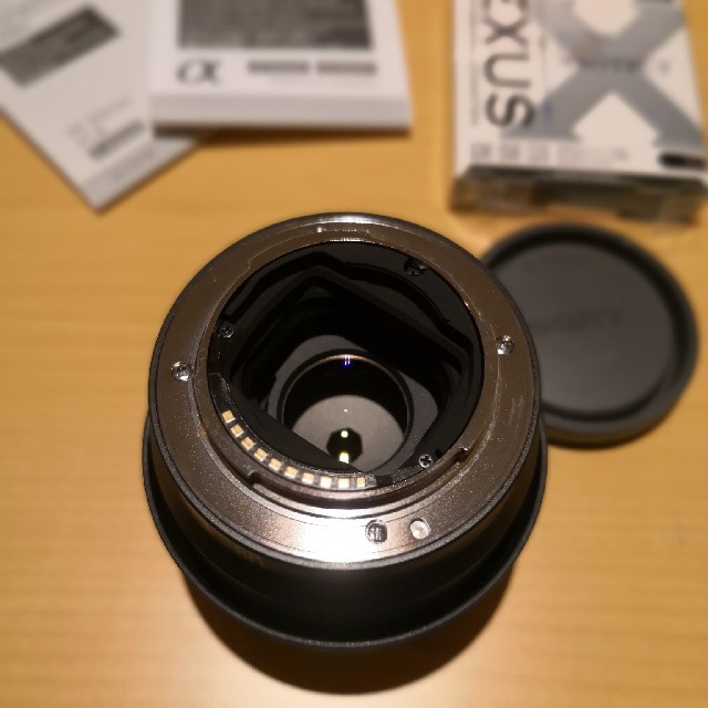 SONY(ソニー)のソニー SEL50F18F  FE 50mm F1.8  Eマウント スマホ/家電/カメラのカメラ(レンズ(単焦点))の商品写真