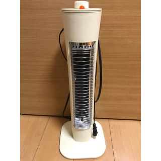 ヒタチ(日立)のHITACHI ミニシーズヒーター HLH-M251S オフホワイト(電気ヒーター)