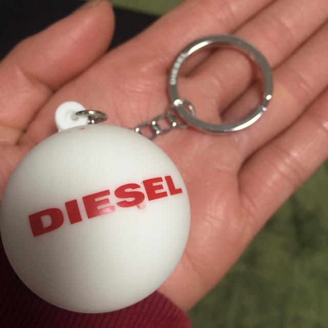 DIESEL(ディーゼル)のDIESEL キーチェーン レディースのファッション小物(キーホルダー)の商品写真