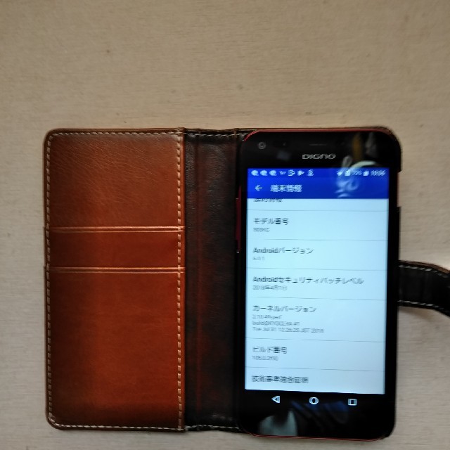 ANDROID(アンドロイド)のワイモバイル503kc 赤 ケース付き スマホ/家電/カメラのスマートフォン/携帯電話(スマートフォン本体)の商品写真