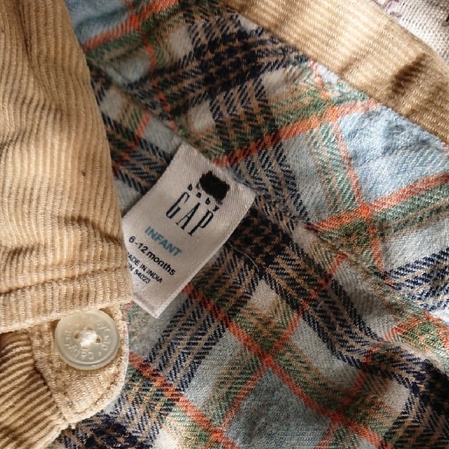 babyGAP(ベビーギャップ)のGAPシャツ キッズ/ベビー/マタニティのベビー服(~85cm)(シャツ/カットソー)の商品写真