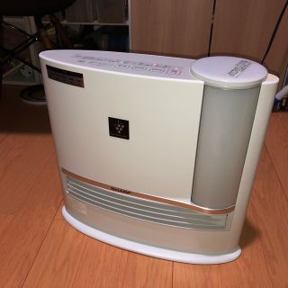 シャープ(SHARP)の［SHARP］加湿セラミックファンヒーターシャープ(ファンヒーター)