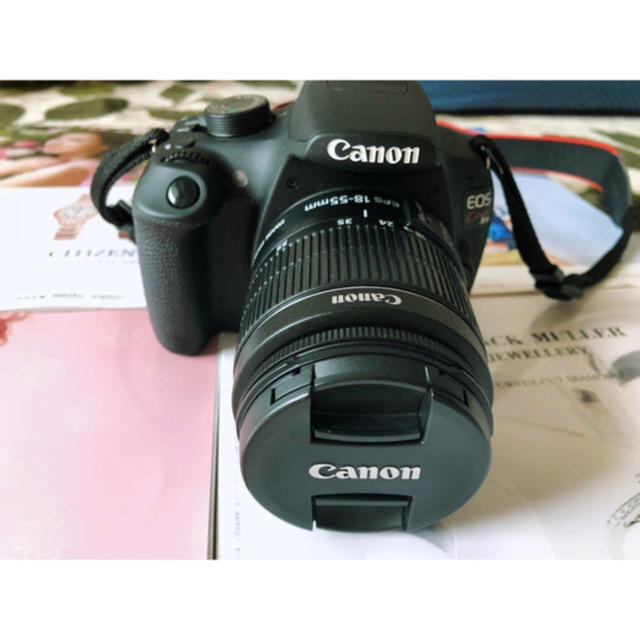 Canon(キヤノン)のCanon EOS kissx70限定セール スマホ/家電/カメラのカメラ(デジタル一眼)の商品写真