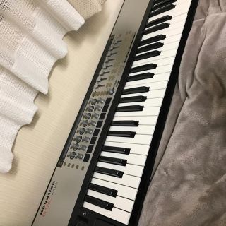 美品 MIDI キーボード novation 61SL Mk2(MIDIコントローラー)