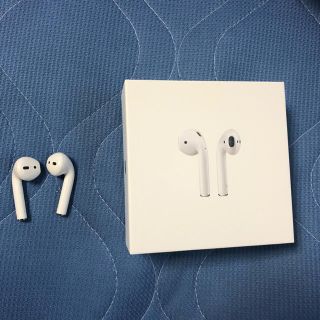 アップル(Apple)のAirPods(ヘッドフォン/イヤフォン)