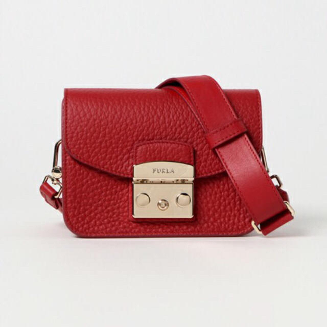 Furla(フルラ)の【再出品】FURLA  メトロポリス ミニクロスボディバッグ レディースのバッグ(ショルダーバッグ)の商品写真