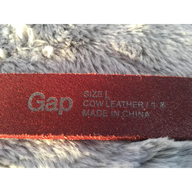 GAP(ギャップ)のGAP ♡ レザーベルト レッド L レディースのファッション小物(ベルト)の商品写真